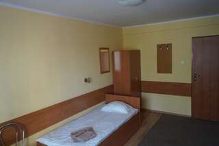 Проживание в семье Hotel-Restauracja-Bar Rudka Островец-Свентокшиский Двухместный номер с 1 кроватью или 2 отдельными кроватями-1